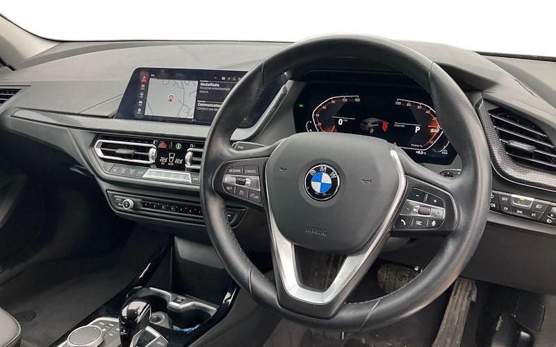 Used BMW 116 Comfort Edition 116 HP (85 kW) 2023 Black Hatchback