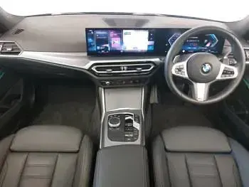 Usado BMW 320 M Sport 184 HP (135 kW) 2024 Azul Carrinha