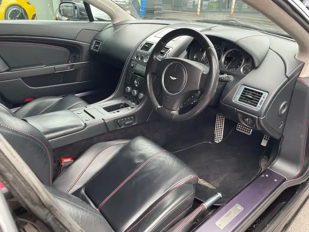 Used Aston Martin V8 Vantage 380 HP (279 kW) 2007 Black Coupe