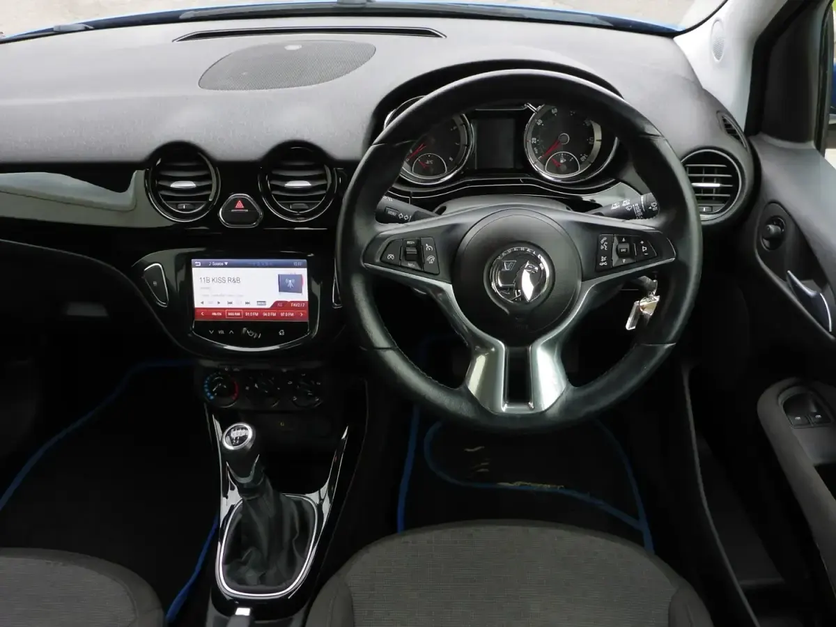 Usado Vauxhall Adam Jam 2015 Azul Utilitario