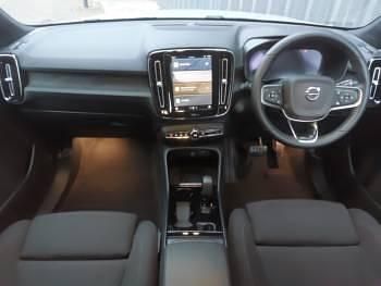 Used Volvo XC40 Core 169 kW (231 HP) 2022 Silver SUV
