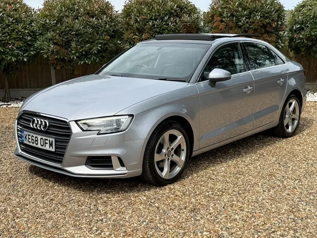 Used Audi A3 Sport 150 HP (110 kW) 2018 Silver Sedan