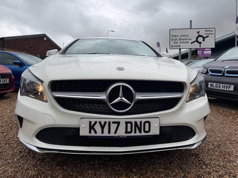 Used Mercedes CLA200 136 HP (100 kW) 2017 White Coupe