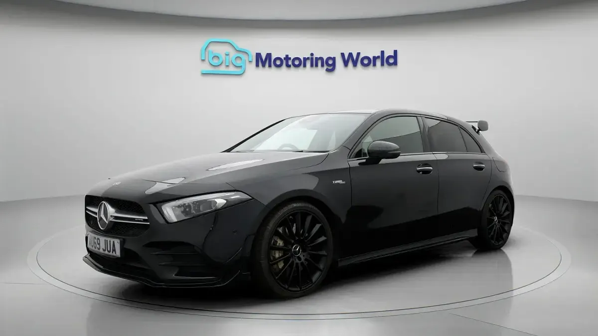 Usado Mercedes A35 AMG Premium Plus 302 HP (222 kW) 2019 Preto Citadino