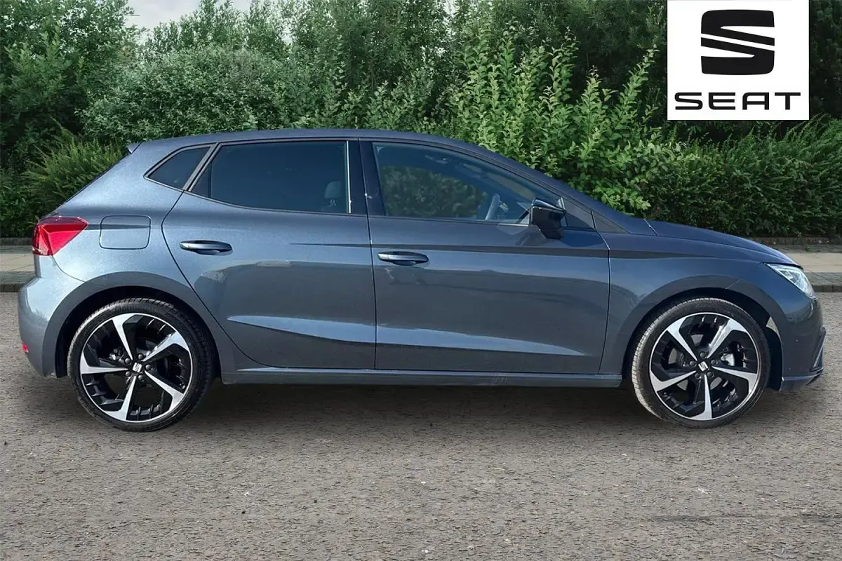 Used Seat Ibiza FR Sport 115 HP (84 kW) 2025 Grey Hatchback