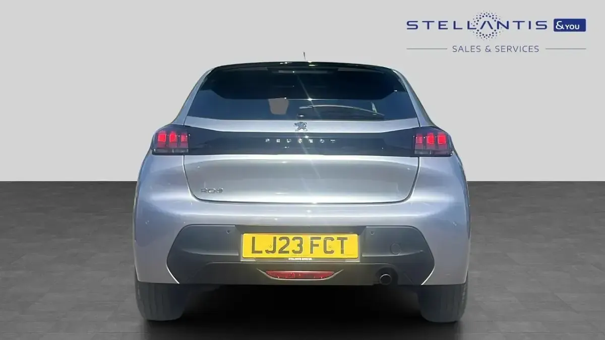 Used Peugeot 208 Active+ 99 HP (72 kW) 2023 Grey Hatchback