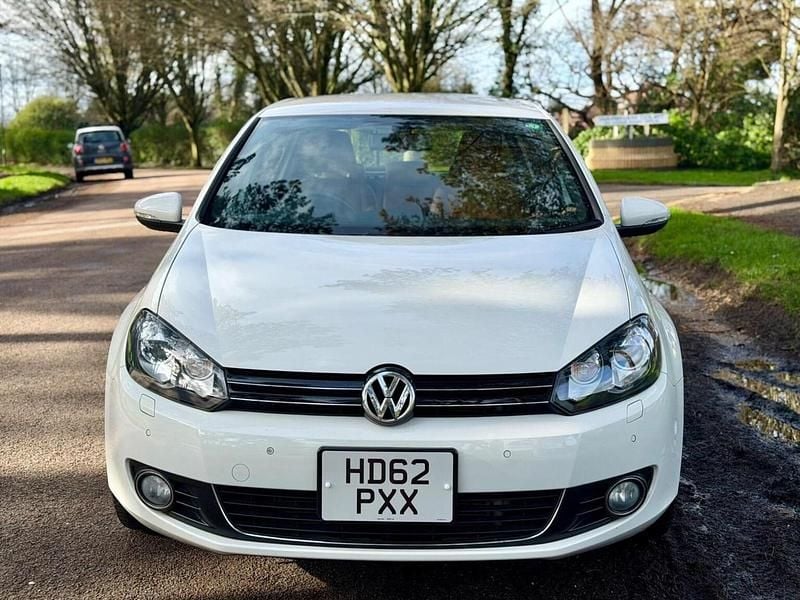 Second-hand VW Golf VIII GT 2025 Alb Hatchback