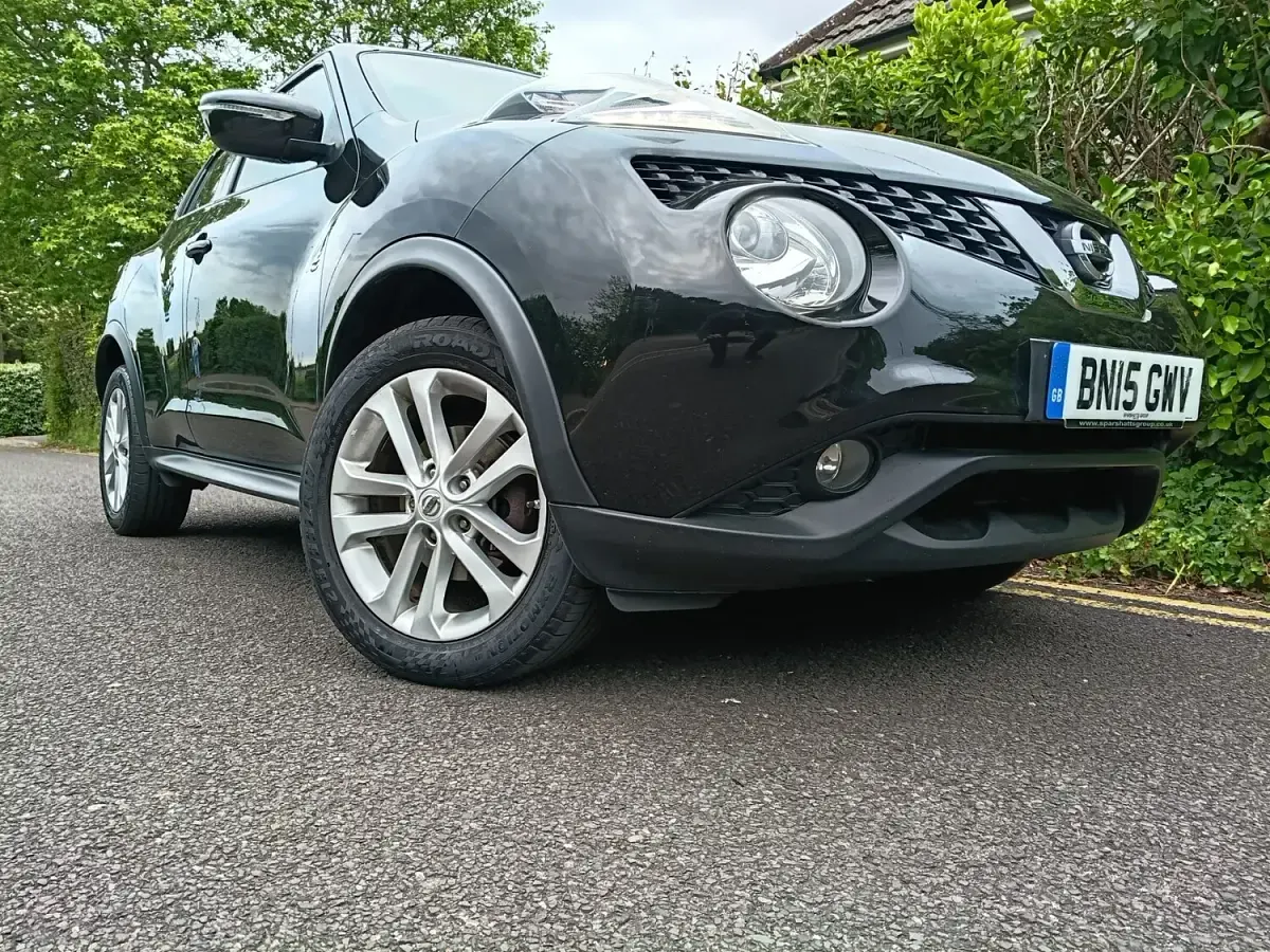 Used Nissan Juke Acenta Premium 115 HP (84 kW) 2015 Black SUV