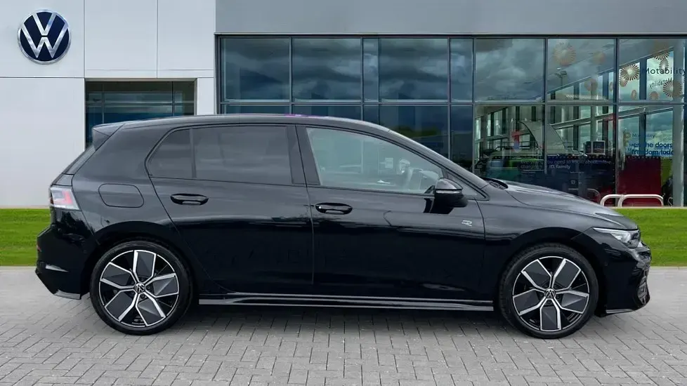 New VW Golf VIII Black Edition 150 HP (110 kW) 2026 Grenadilla black metallic Hatchback