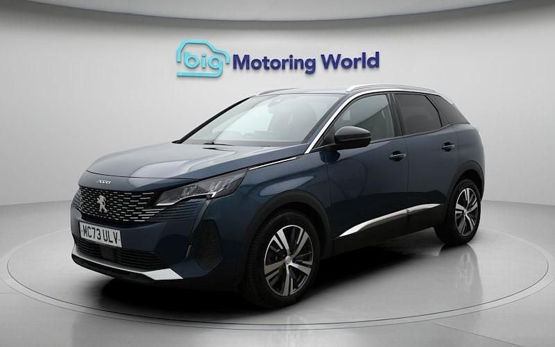 Used Peugeot 3008 Allure 131 HP (96 kW) 2023 Blue Hatchback