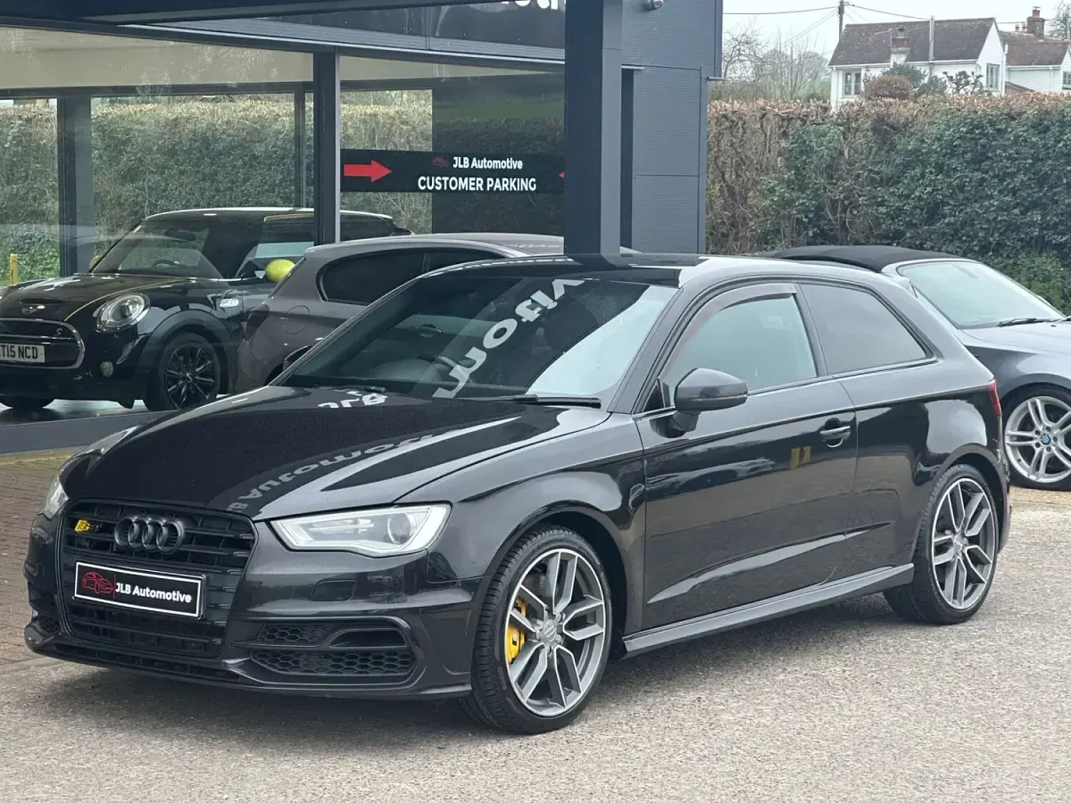 Used Audi S3 Sportback 300 HP (220 kW) 2015 Black Hatchback