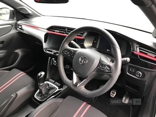 Used Vauxhall Corsa GS Line 74 HP (54 kW) 2023 White Hatchback