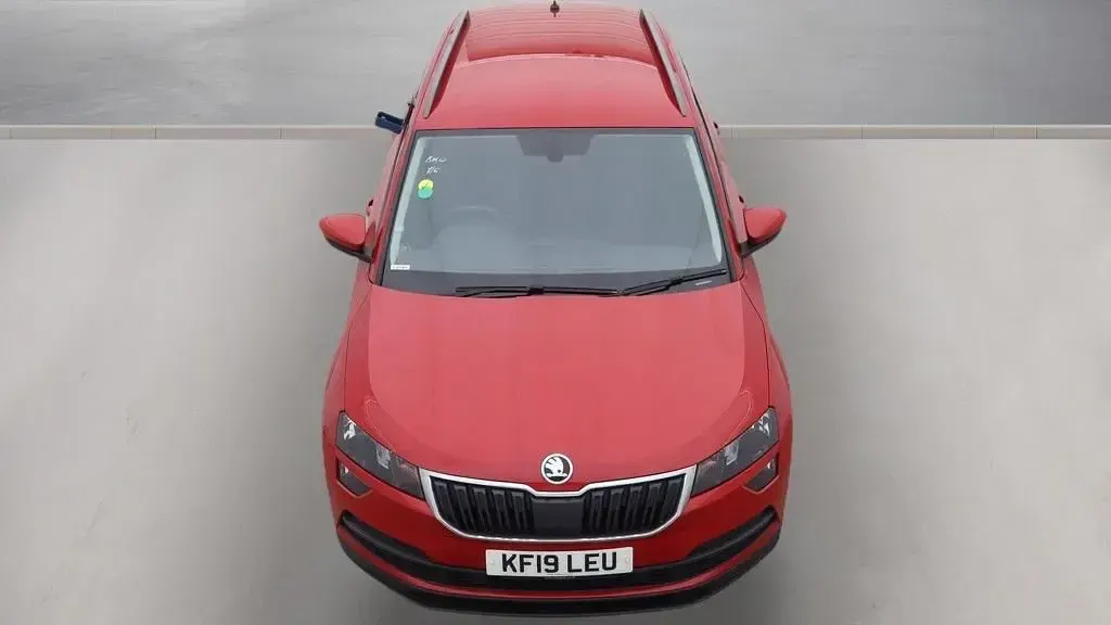 Used Skoda Karoq SE 150 HP (110 kW) 2019 Red SUV