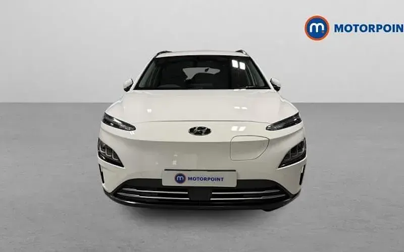Gebraucht Hyundai Kona Premium 150 kW (204 PS) 2022 Weiß SUV
