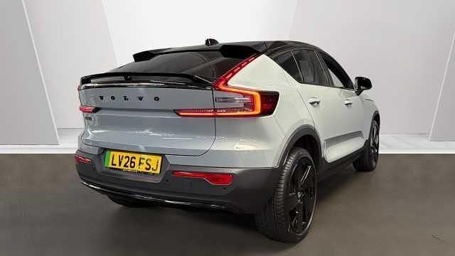New Volvo EC40 Plus 182 kW (248 HP) 2026 SUV