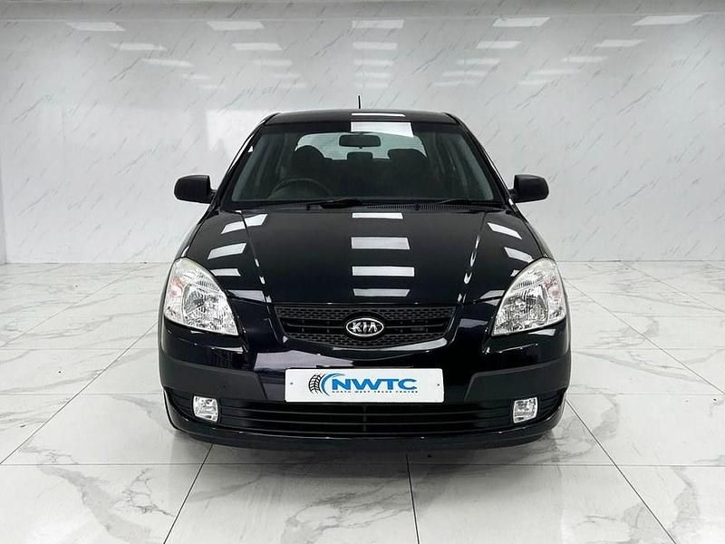 Used Kia Rio 109 HP (80 kW) 2009 Black Hatchback