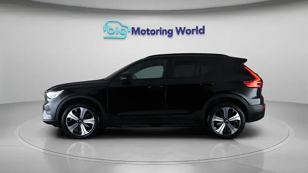 Usado Volvo XC40 Core 169 kW (231 HP) 2023 SUV
