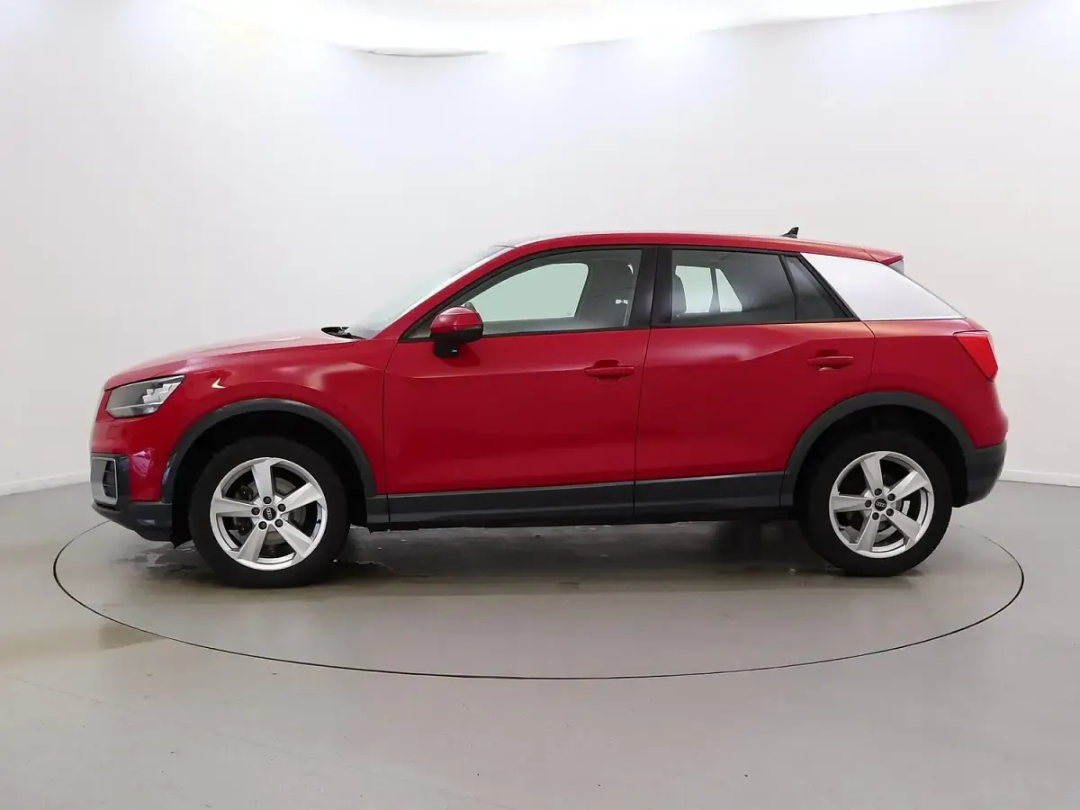 Used Audi Q2 Sport 116 HP (85 kW) 2020 Red SUV