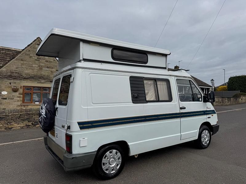Begagnad Renault Trafic 1997 Vit Minibuss
