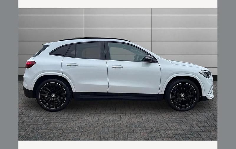 Used Mercedes GLA200 Exclusive 161 HP (118 kW) 2024 White SUV