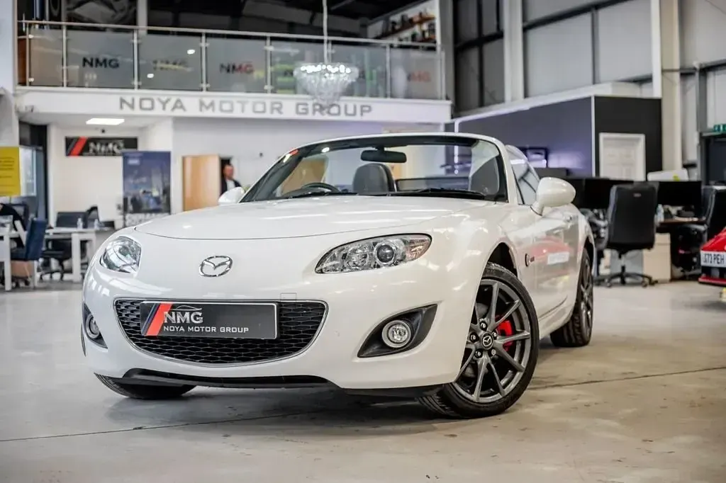 Second-hand Mazda MX5 Edition 126 CP (92 kW) 2012 Alb Cabrio