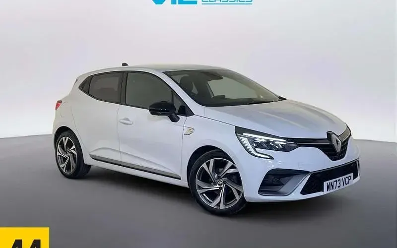 Used Renault Clio RS Line 90 HP (66 kW) 2023 Hatchback