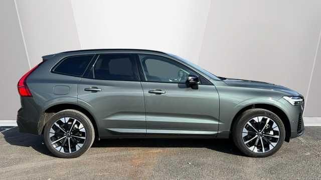 Used Volvo XC60 Ultra 449 HP (330 kW) 2025 Green SUV