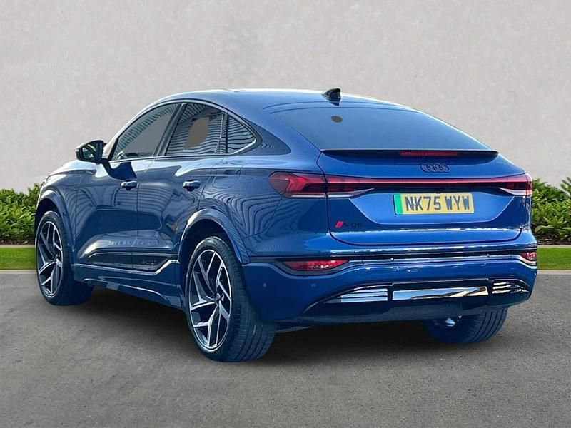 Used Audi e-tron Business 359 kW (489 HP) 2025 Blue SUV