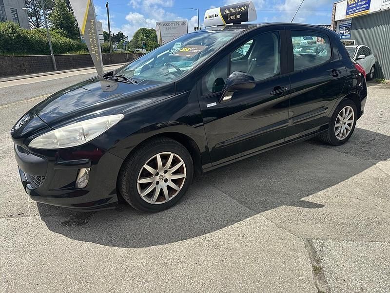 Black Used 2010 Peugeot 308 Hatchback | £2,495 (A bit pricey) - Image 1/4