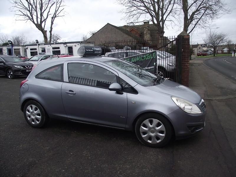 Used Vauxhall Corsa Club 90 HP (66 kW) 2008 Silver Hatchback