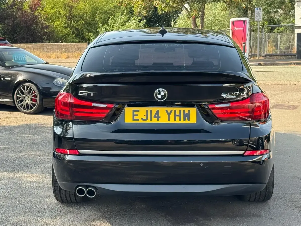 Used BMW 520 Comfort Edition 2014 Black Hatchback