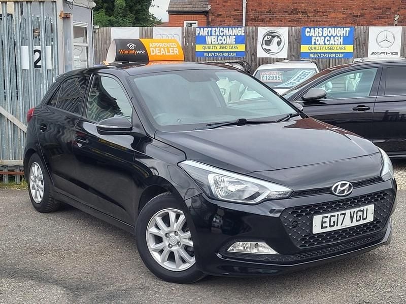 Black Used 2017 Hyundai i20 SE Hatchback | £3,695 (Super price) - Image 1/4