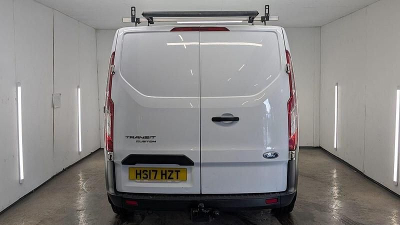 Used Ford Transit Custom 130 HP (95 kW) 2017 White Van