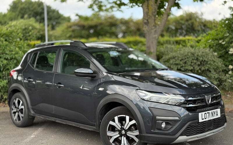 Used 2022 Dacia Sandero Prestige Hatchback | £10,240 (Fair price) - Image 1/3