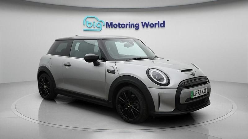 Used Mini Cooper SE Hatch 135 kW (184 HP) 2023 Hatchback