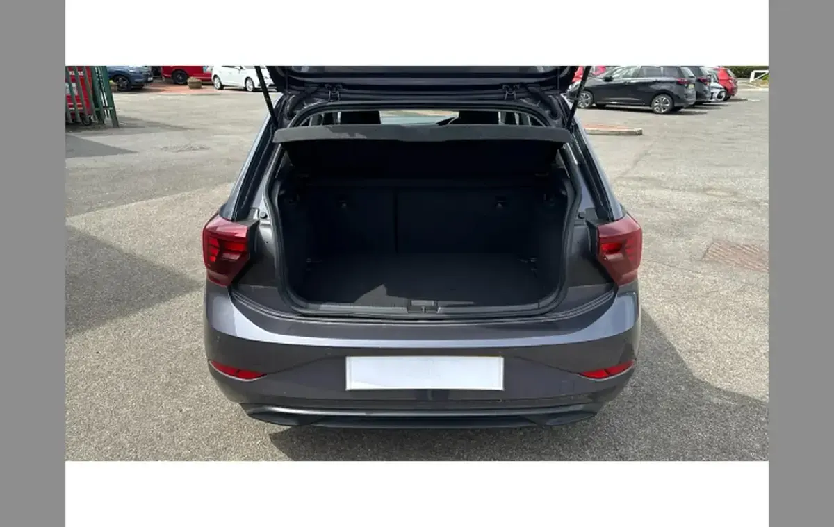 Used VW Polo Life 95 HP (69 kW) 2022 Grey Hatchback