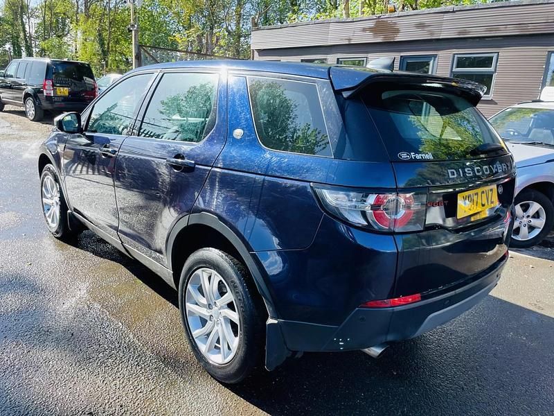 Begagnad Land Rover Discovery Sport SE 2017 Blå SUV