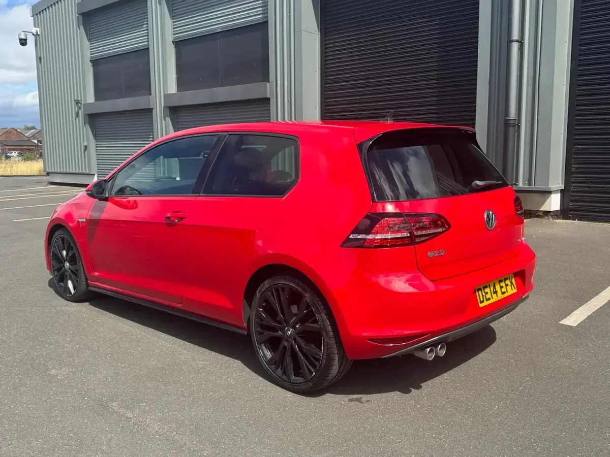 Used VW Golf VII GTD 2014 Red Hatchback