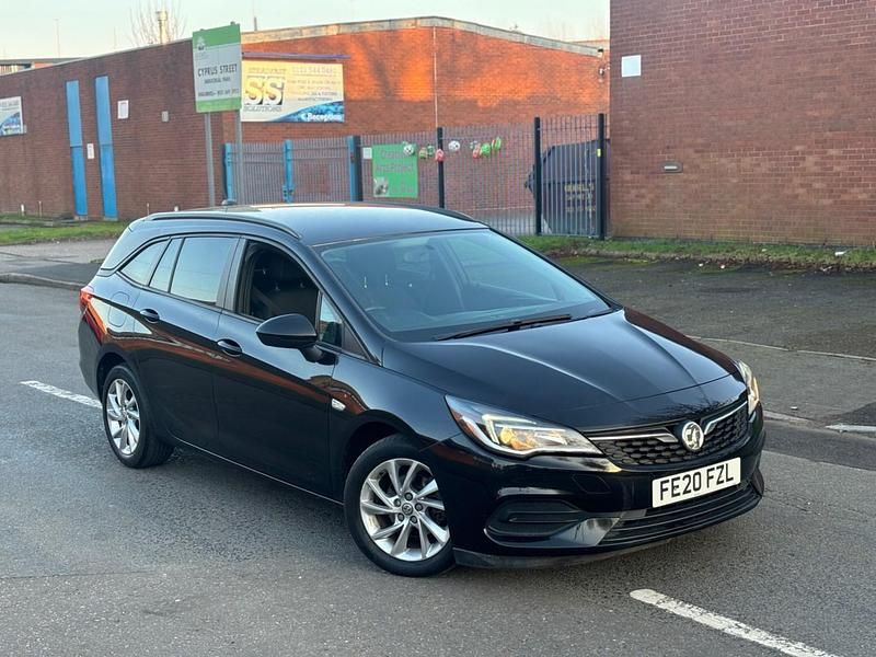 Second-hand Vauxhall Astra Business Edition 2020 Negru Break