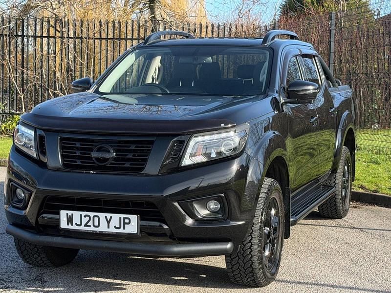 Used Nissan Navara Tekna 190 HP (139 kW) 2020 Black Pickup