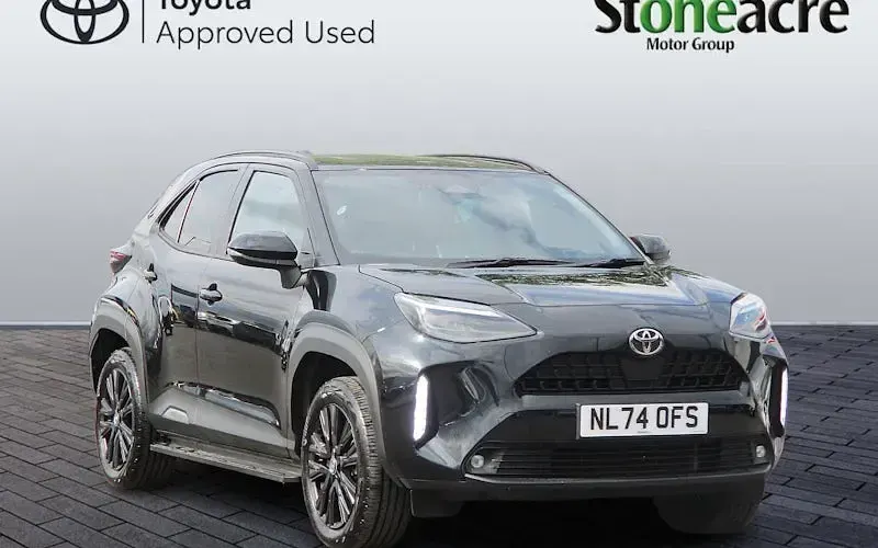 Used Toyota Yaris Hybrid Design 116 HP (85 kW) 2026 Estate