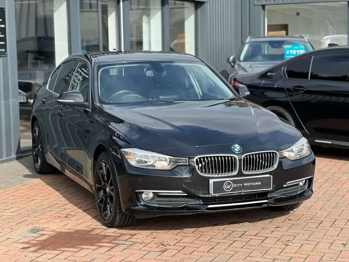 Used BMW 320 Luxury Line 184 HP (135 kW) 2014 Black Sedan