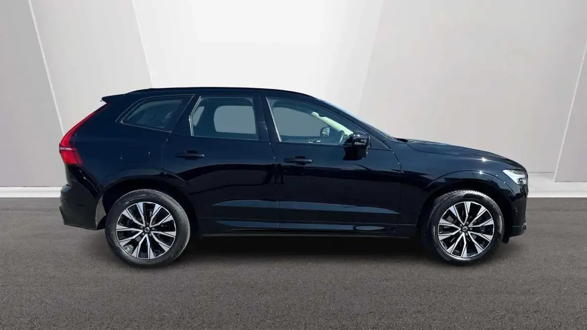 Used Volvo XC60 Plus 247 HP (181 kW) 2023 Black SUV