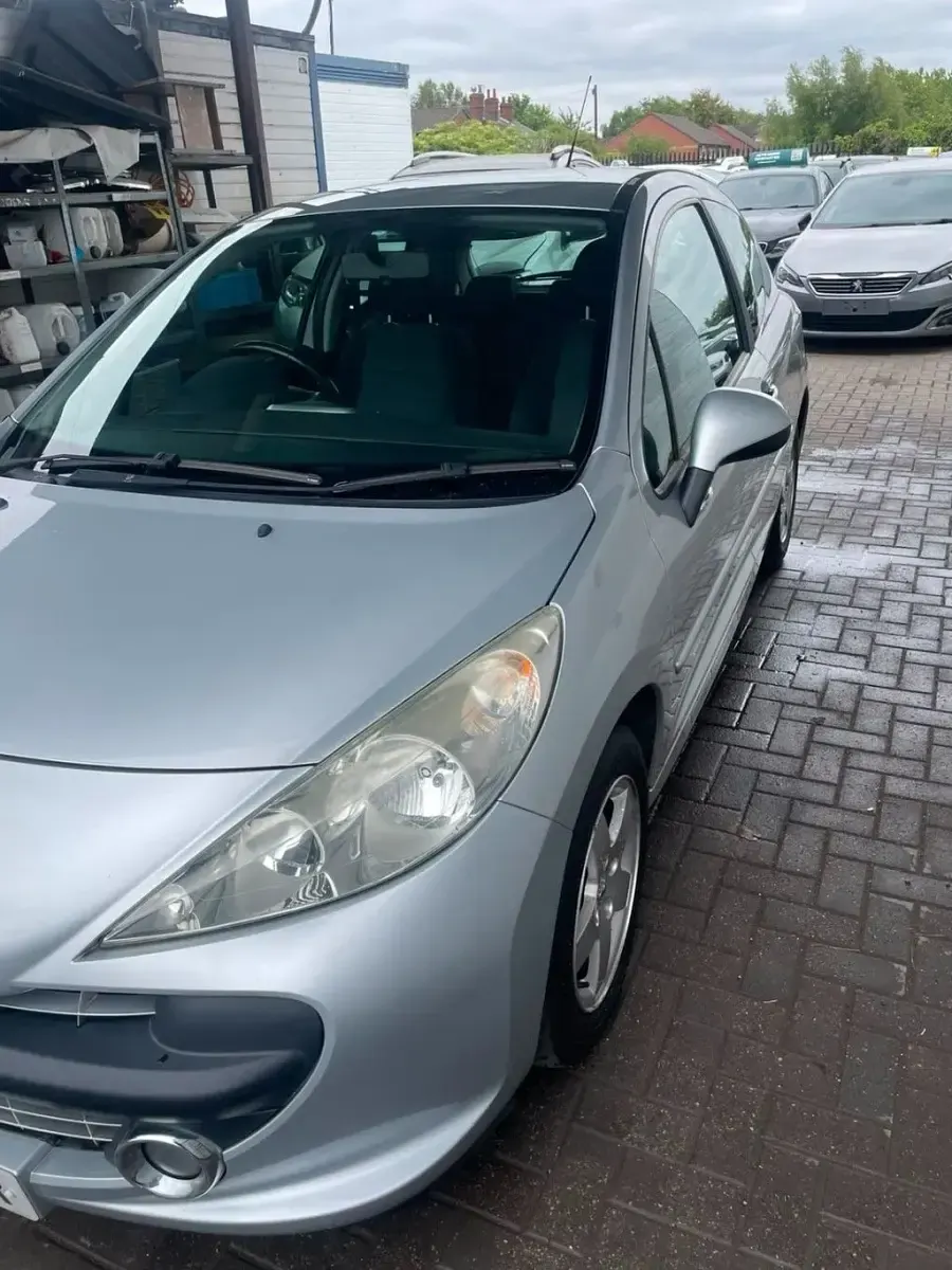 Used Peugeot 207 2009 Silver Hatchback