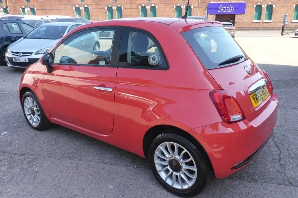 Used Fiat 500 Pop Star 69 HP (50 kW) 2016 Pink Hatchback