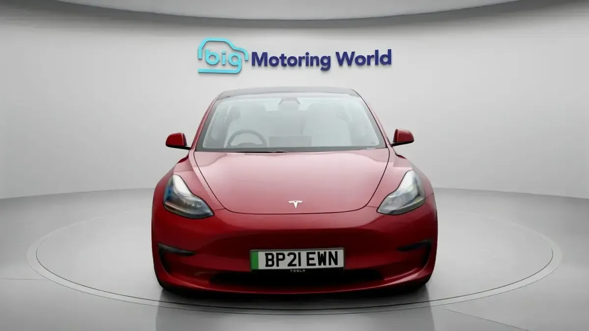 Used Tesla Model 3 Performance 461 kW (627 HP) 2021 Red Sedan