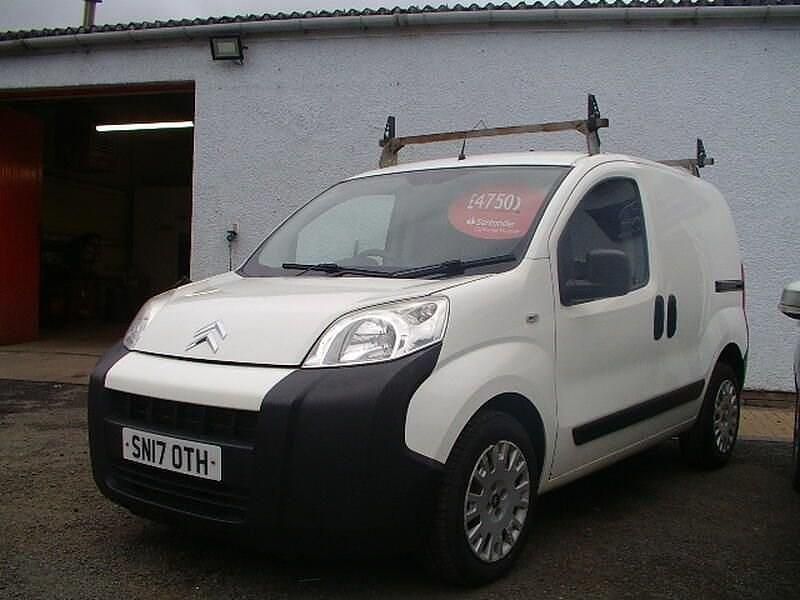 White Used 2017 Citroën Nemo Van | £4,495 (A bit pricey) - Image 1/4