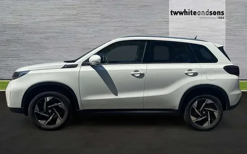 Used Suzuki Vitara 129 HP (94 kW) 2025 SUV