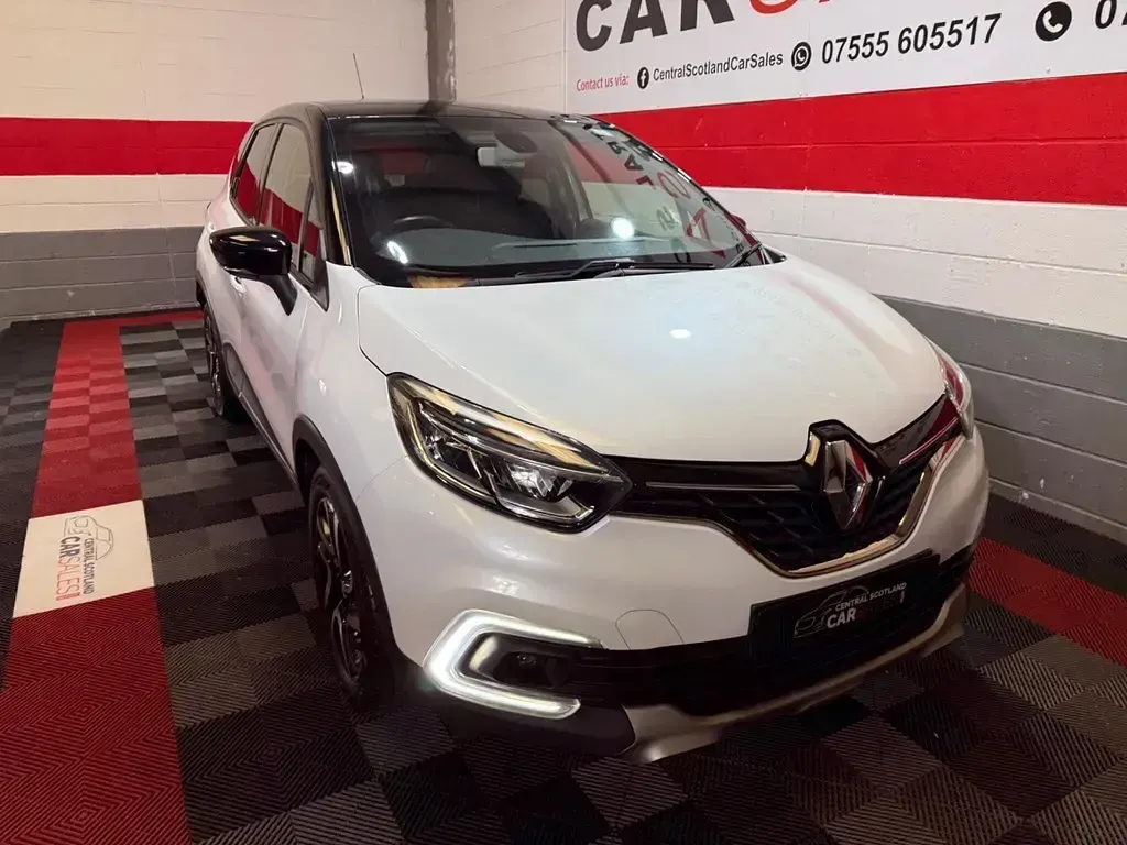 Second-hand Renault Captur Dynamique 90 CP (66 kW) 2017 Alb SUV
