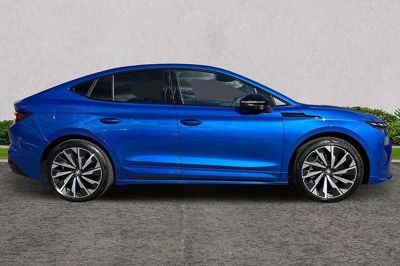 Used Skoda Enyaq iV SportLine 210 kW (286 HP) 2025 Race blue metallic SUV